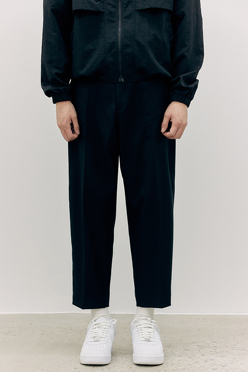 Out-Pocket Wool Blended Baggy Trouser